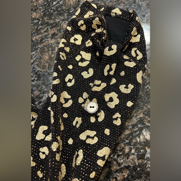 BLACK AND GOLD LEOPARD SHIMMER WEEKENDER TOP SIZE SMALL NEW! - Picture 14 of 14